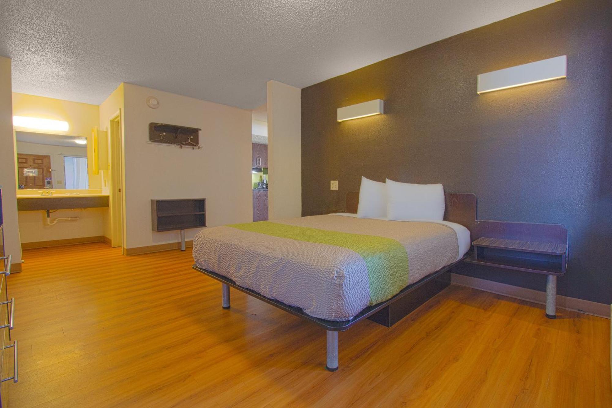 Studio Inn Extended Stay Oklahoma City Airport By Oyo Exterior foto